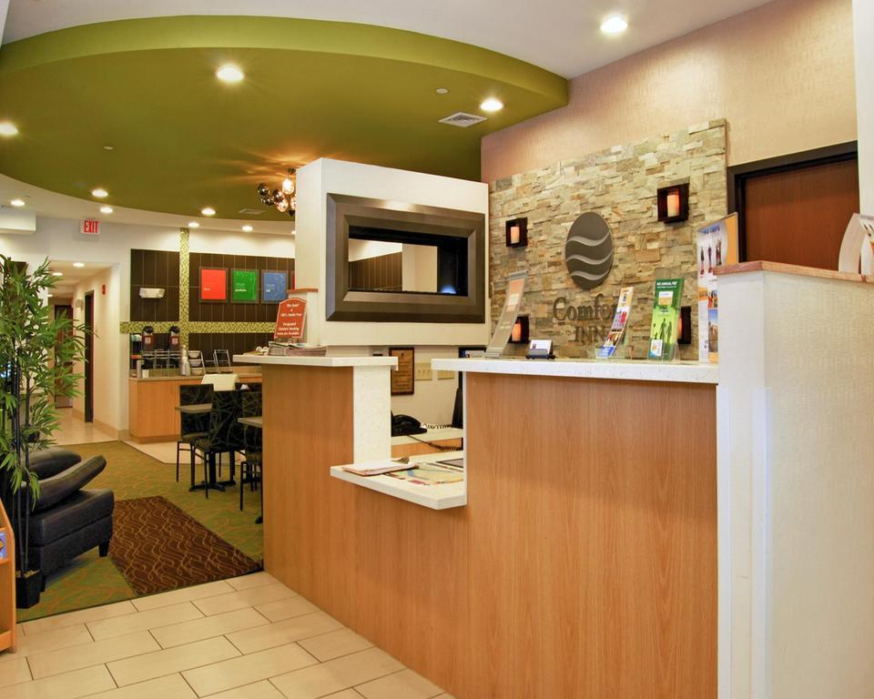 Red Roof Inn Pittsburgh - Mcknight Rd McCandless Township Екстер'єр фото