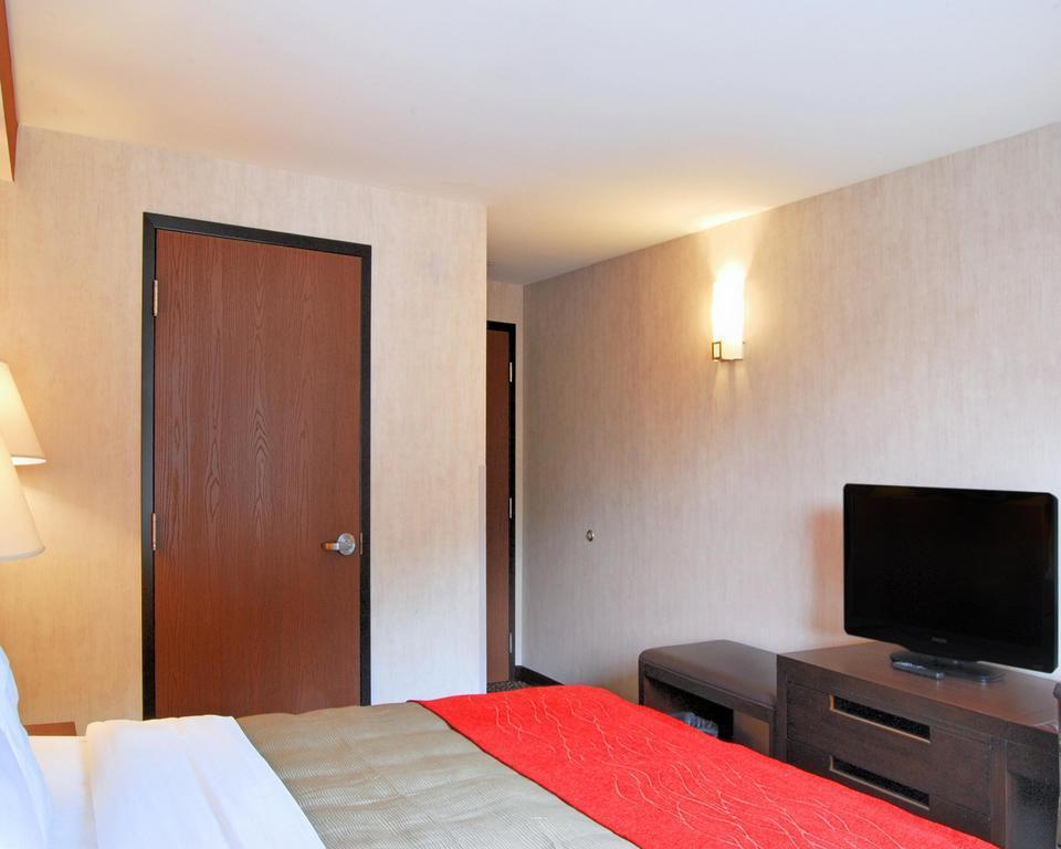 Red Roof Inn Pittsburgh - Mcknight Rd McCandless Township Екстер'єр фото