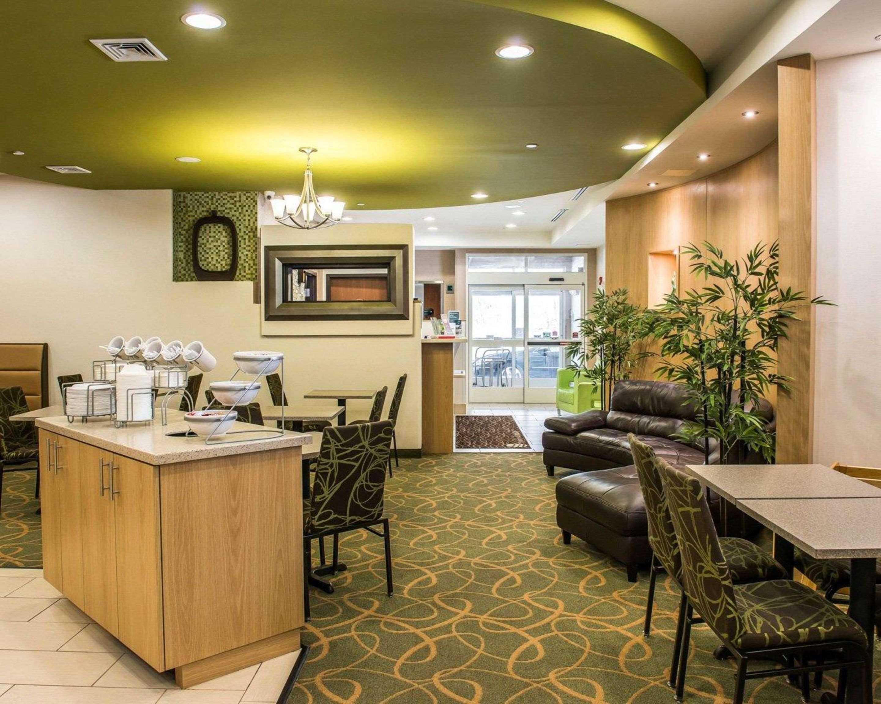 Red Roof Inn Pittsburgh - Mcknight Rd McCandless Township Екстер'єр фото